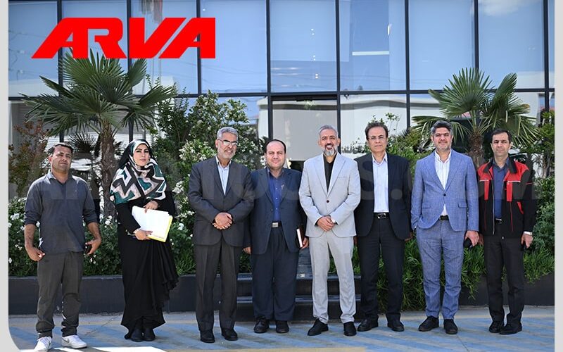 بازدید دکتر صمصامی، نماینده محترم مجلس شورای اسلامی از کارخانه آروا