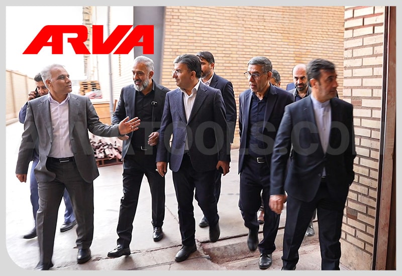 بازدید استاندار تهران و نمایندگان مجلس از کارخانه آروا